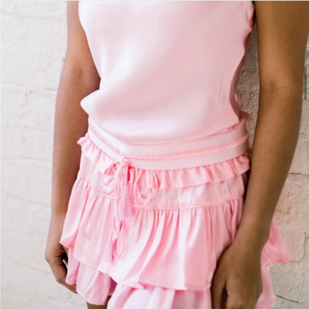 Shug skirt built in shorts NWT!!